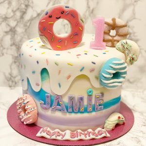 کیک تولد دونات دخترانه